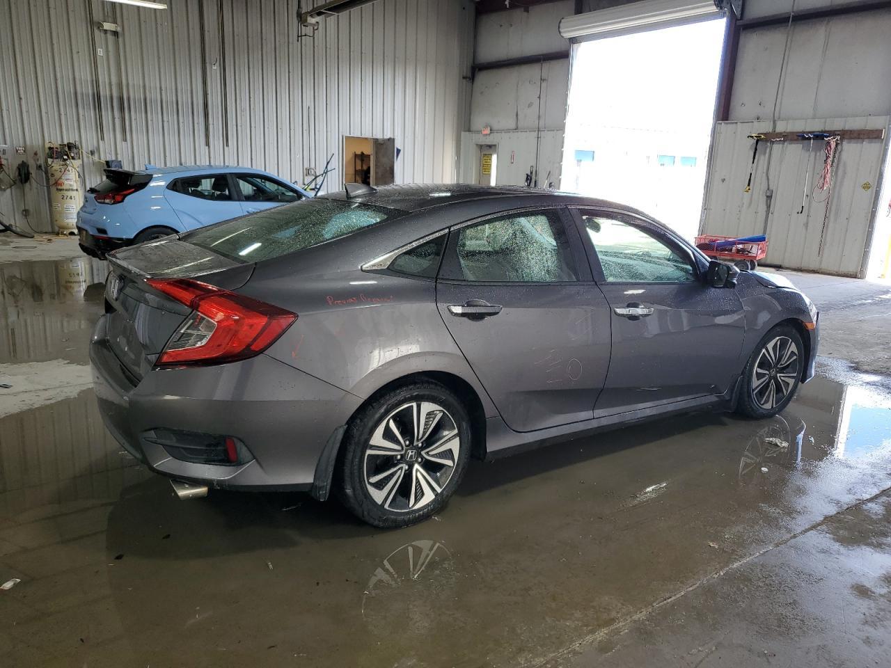 2018 HONDA CIVIC EX - Image 3