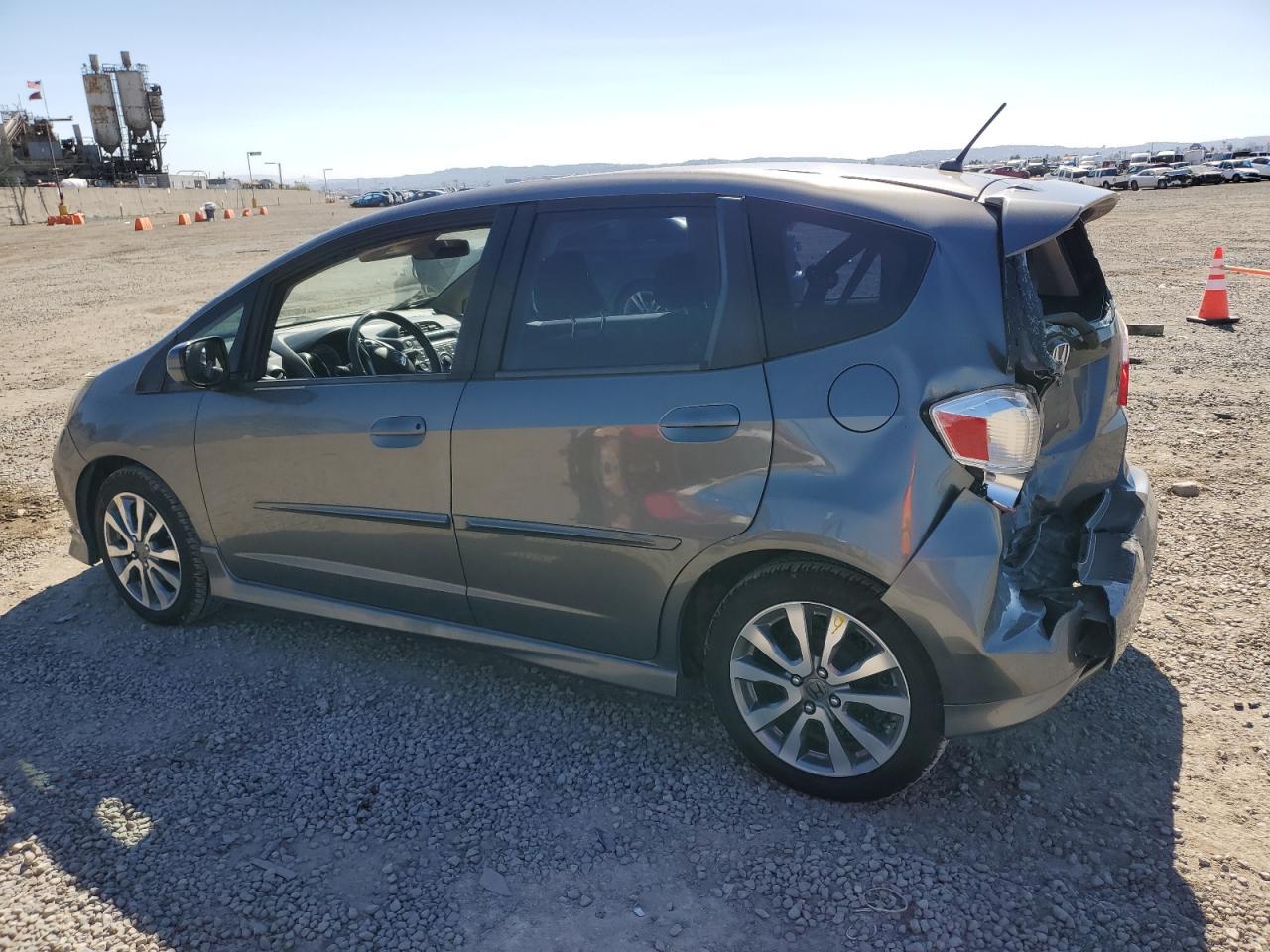 2013 HONDA FIT SPORT - Фото 2