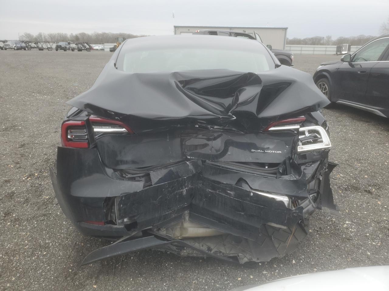 2021 TESLA MODEL 3 - Фото 6