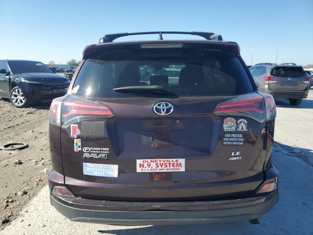 2017 TOYOTA RAV4 LE - Фото 6
