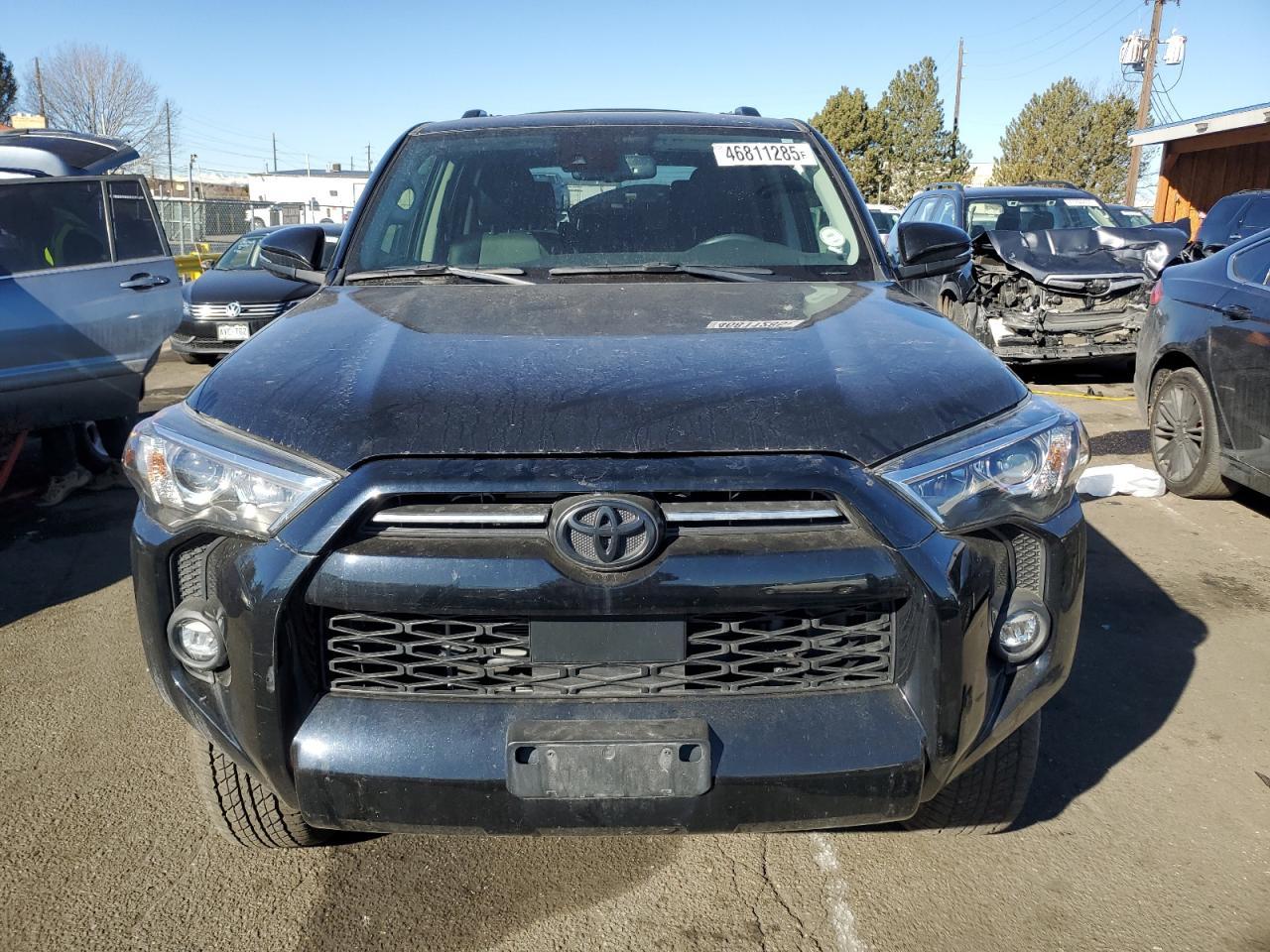 2022 TOYOTA 4RUNNER SR - Image 5