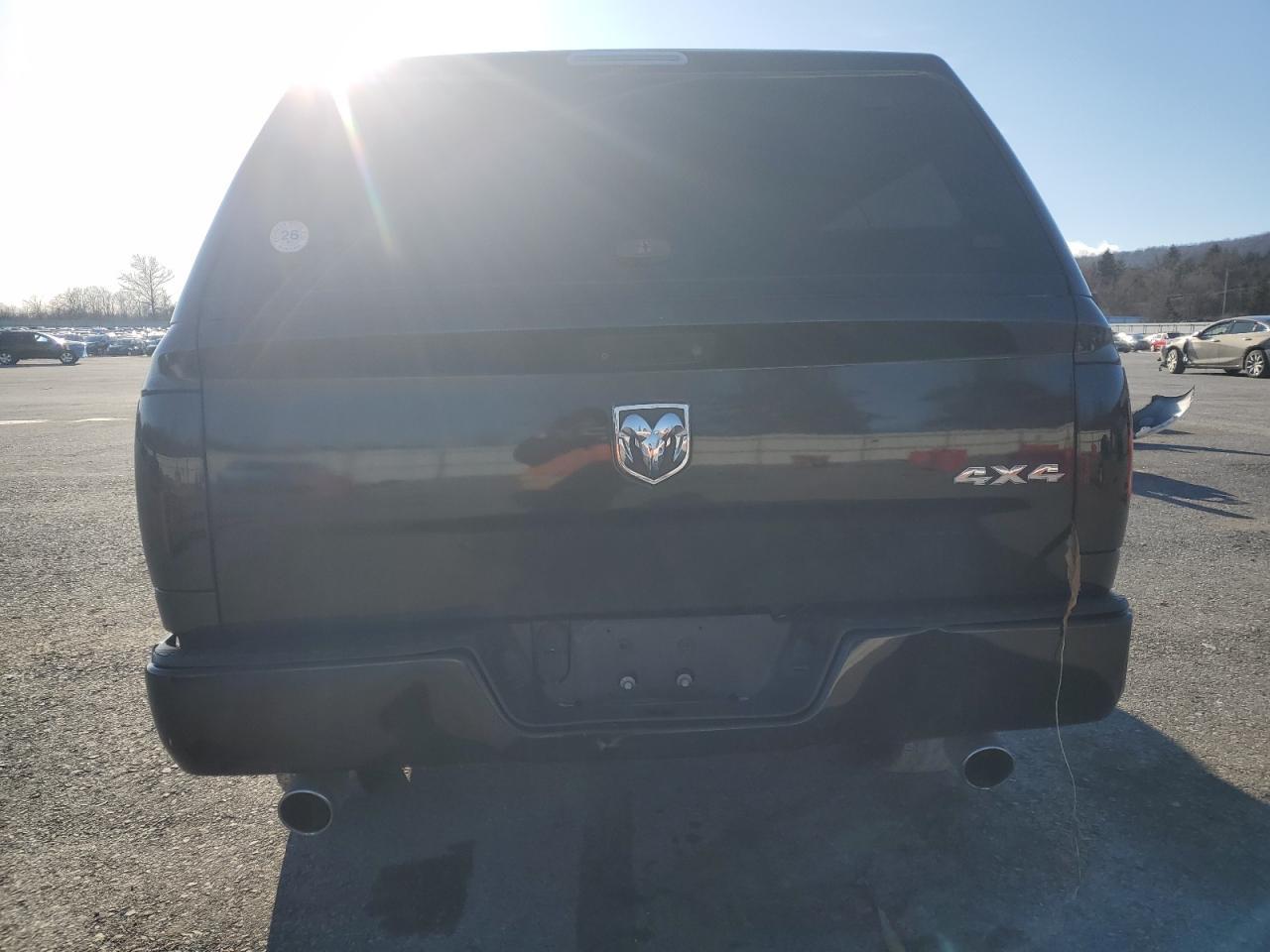 2017 RAM 1500 ST - Фото 6