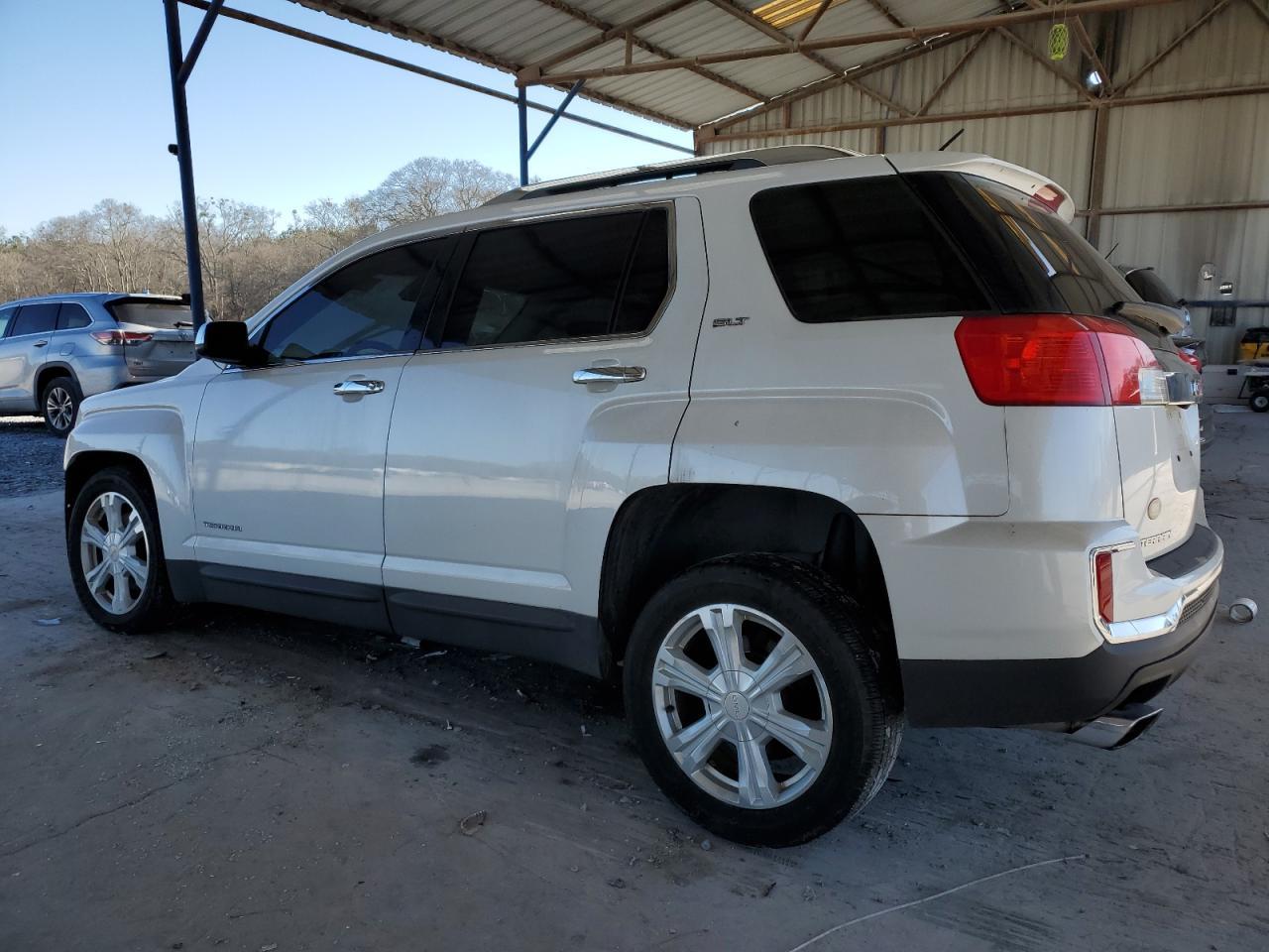 2016 GMC TERRAIN SL - Image 2