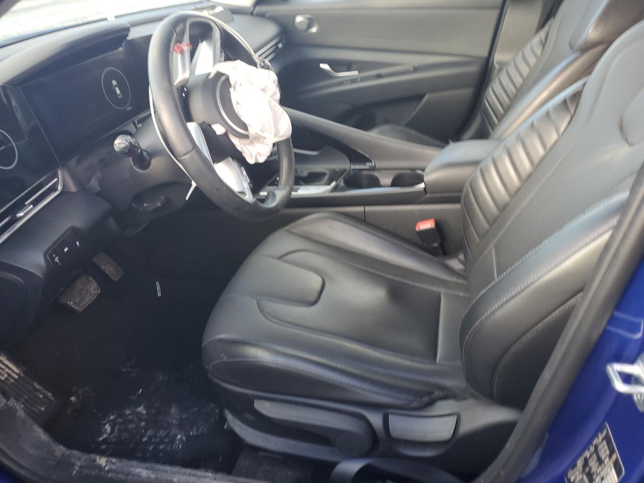 2023 HYUNDAI ELANTRA SE - Image 7