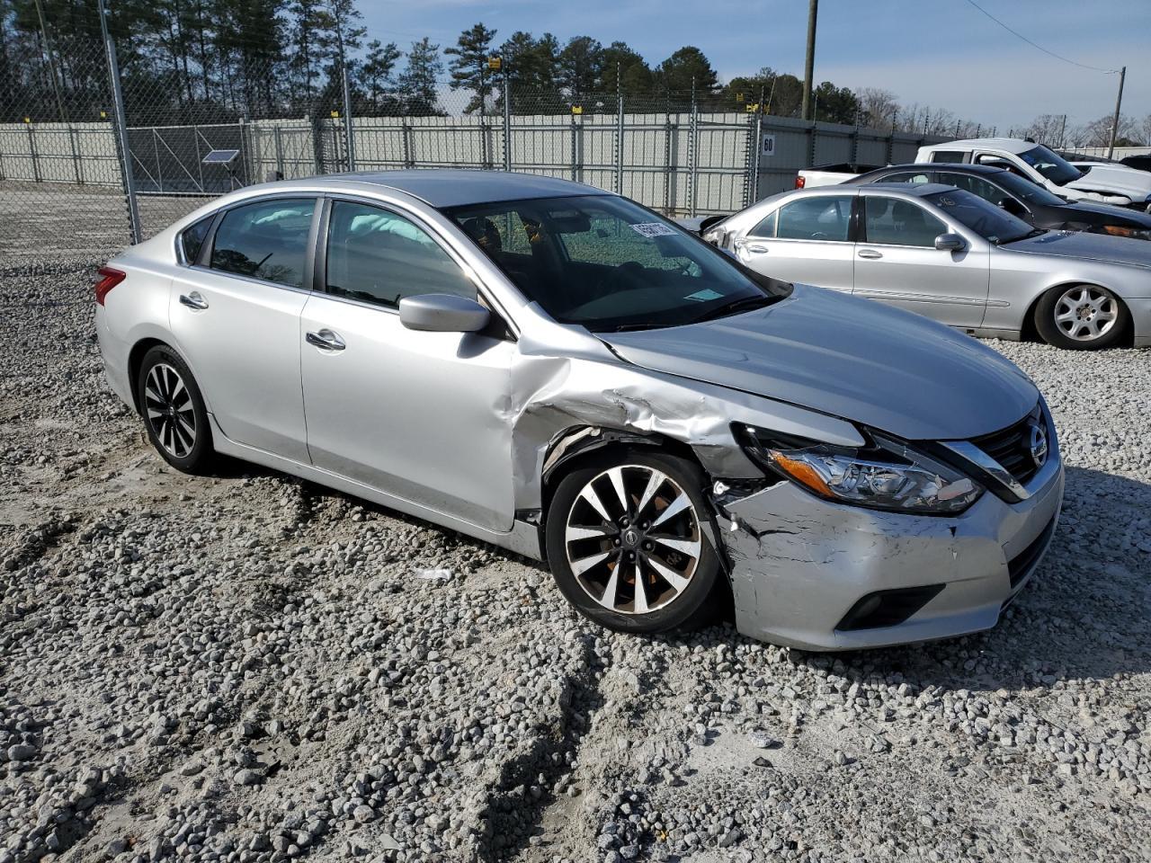 2018 NISSAN ALTIMA 2.5 - Фото 4