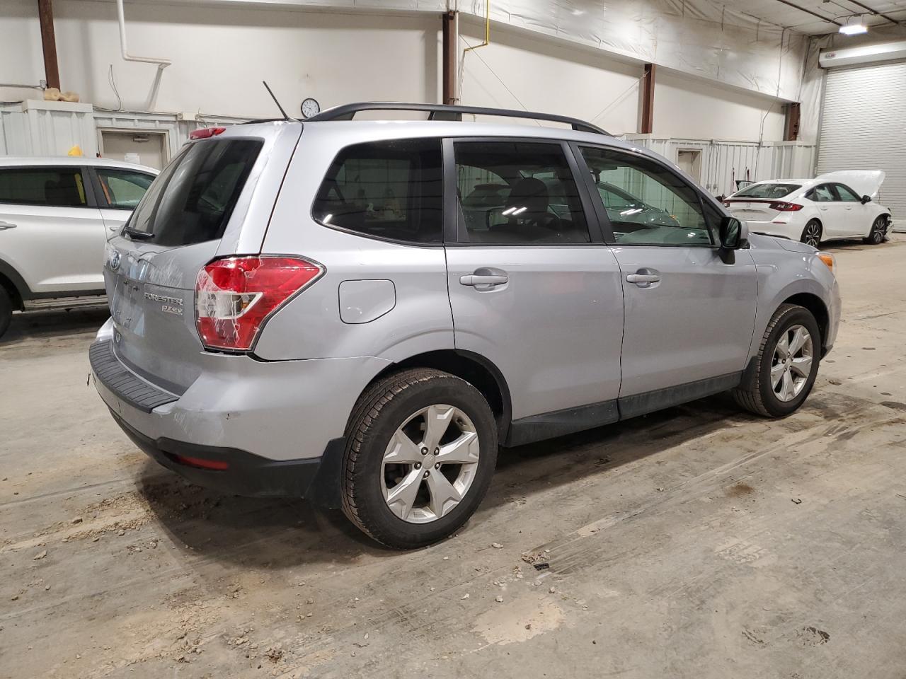 2015 SUBARU FORESTER 2 - Фото 3