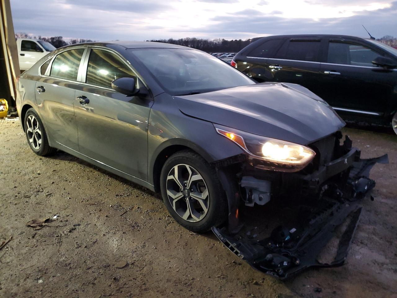 2020 KIA FORTE FE - Image 4
