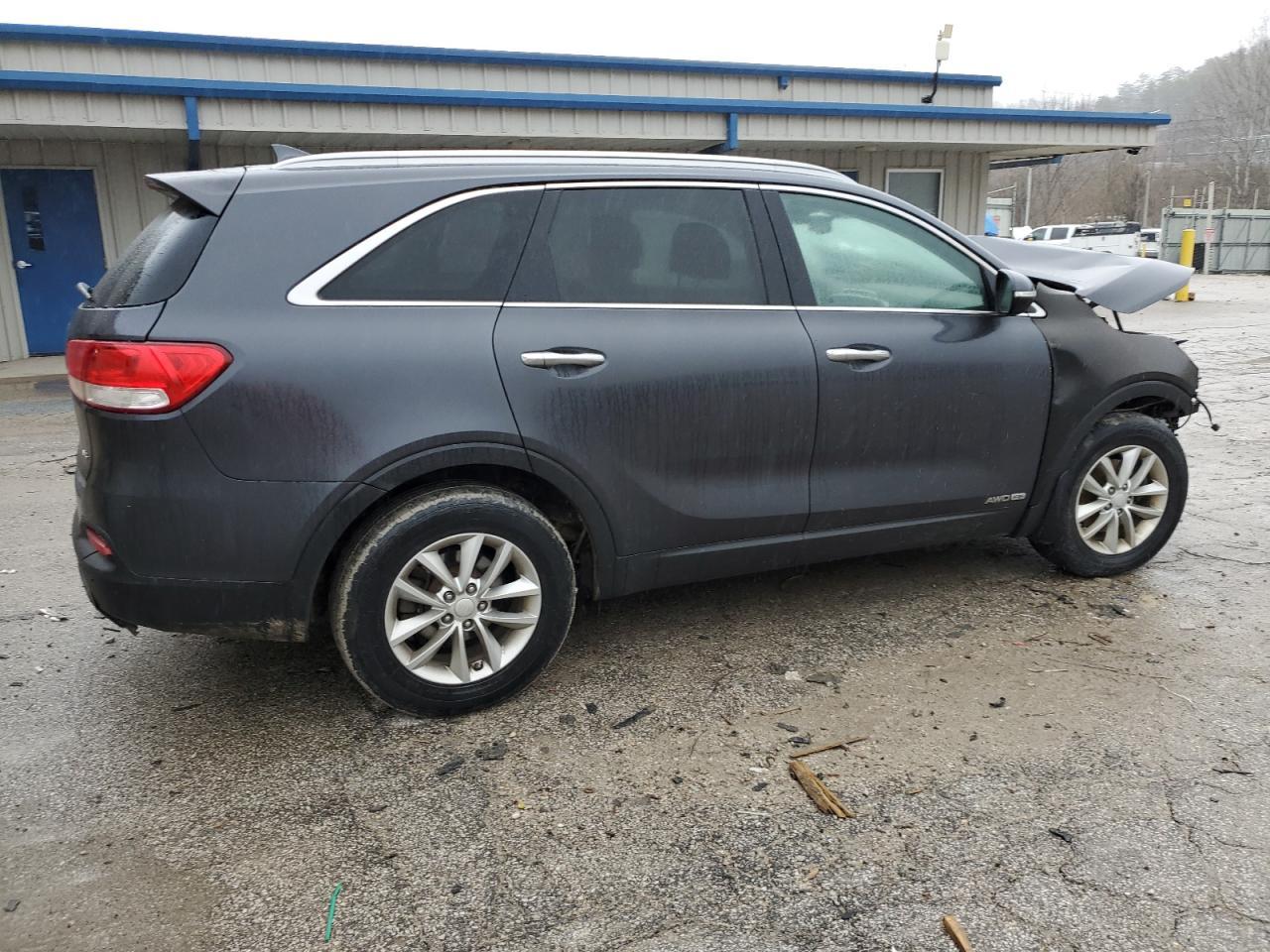 2017 KIA SORENTO LX - Фото 3