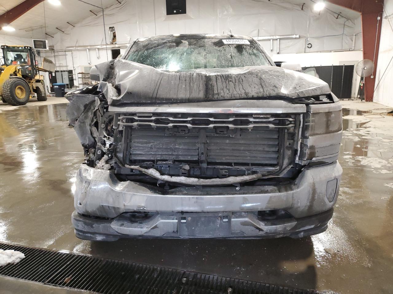 2017 CHEVROLET SILVERADO - Image 5