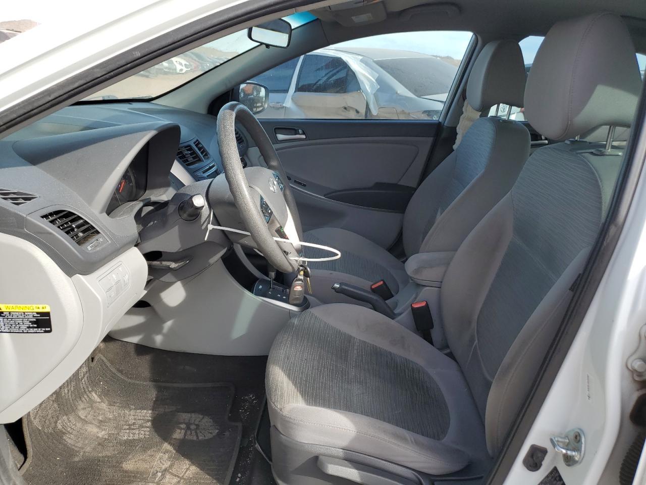2016 HYUNDAI ACCENT SE - Фото 7