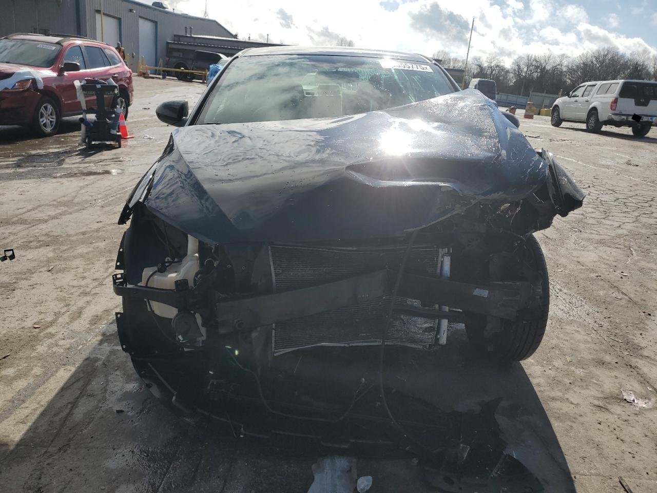 2017 HYUNDAI ELANTRA SE - Image 5
