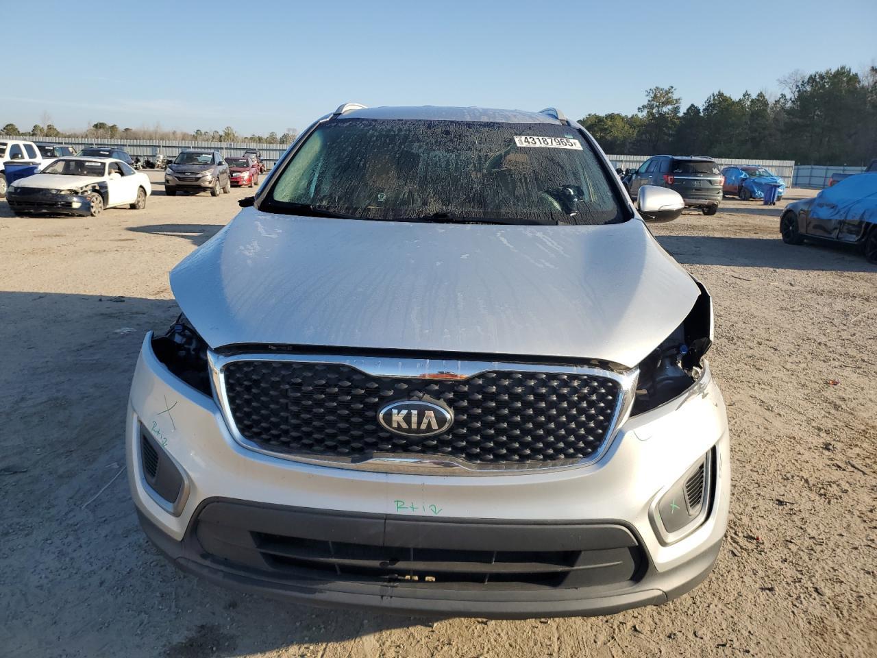 2016 KIA SORENTO LX - Image 5