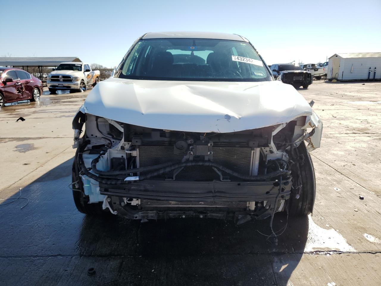 2018 NISSAN ROGUE S - Фото 5