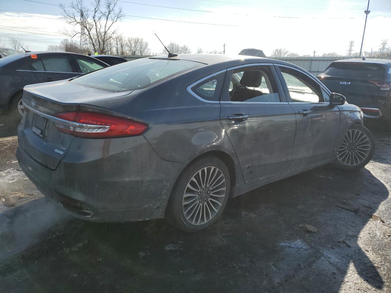 2017 FORD FUSION SE - Image 3