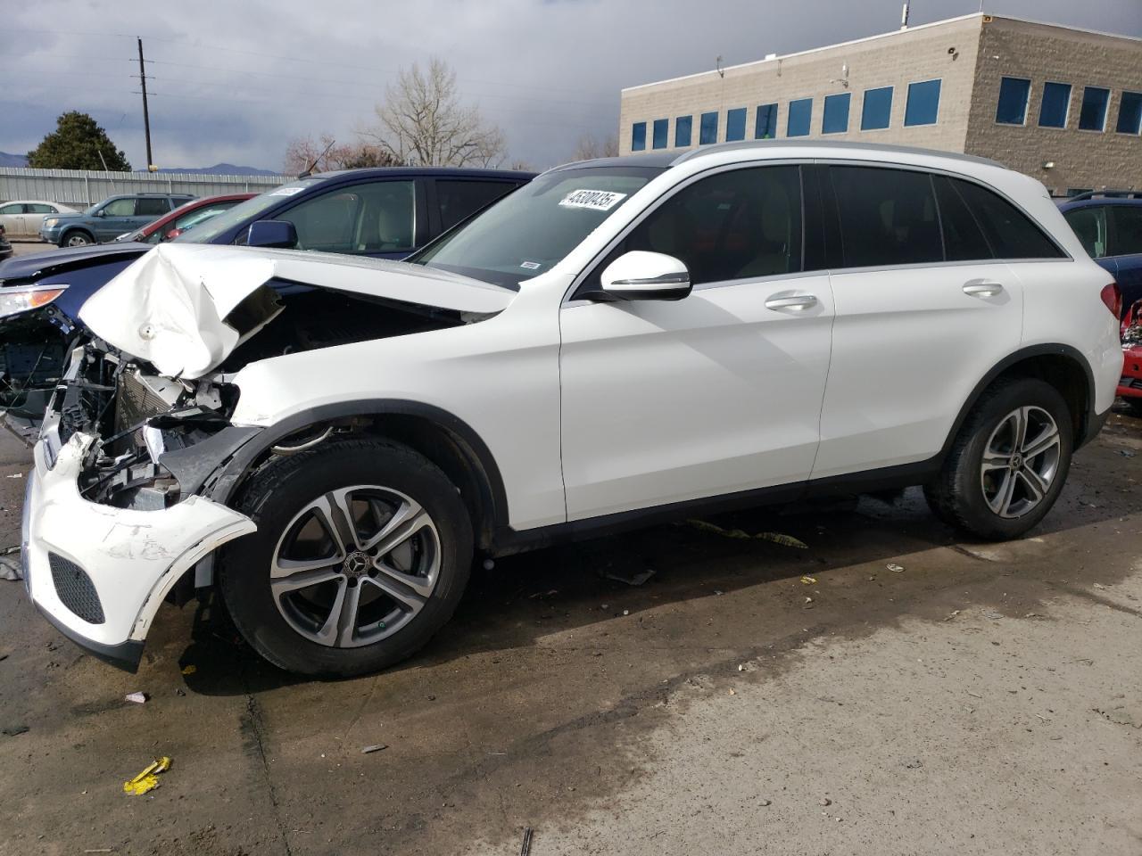 2019 MERCEDES-BENZ GLC 300 4M