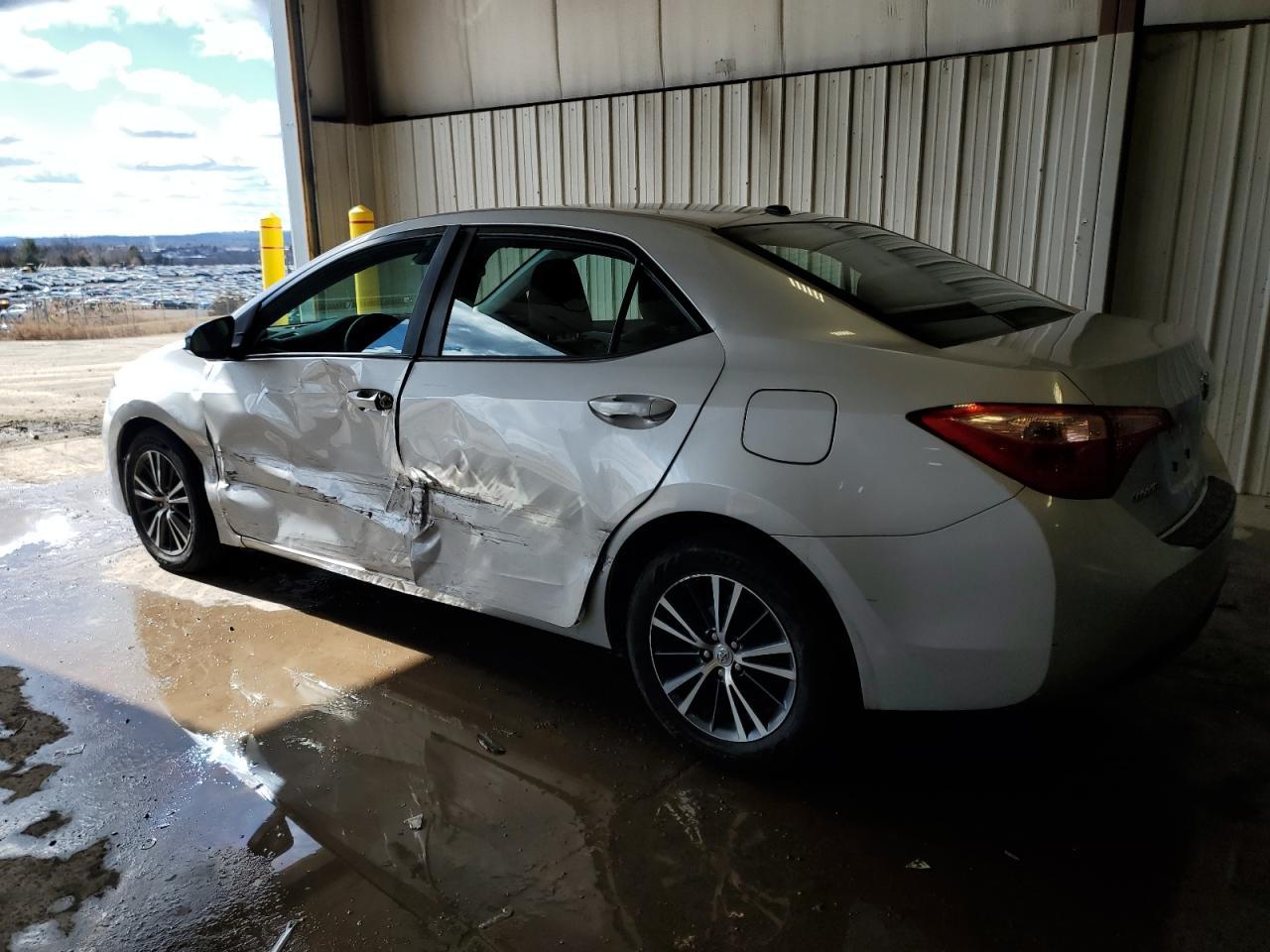 2018 TOYOTA COROLLA L - Фото 2