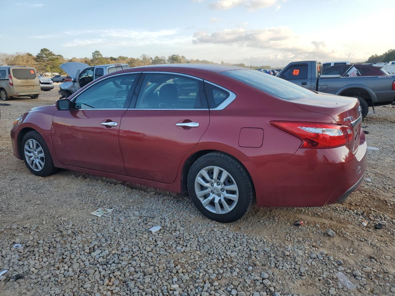 2016 NISSAN ALTIMA 2.5 - Фото 2