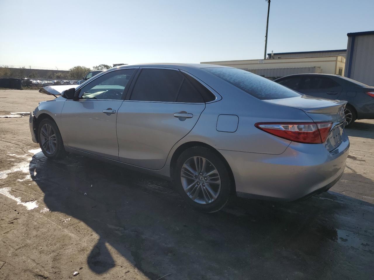 2017 TOYOTA CAMRY LE - Фото 2