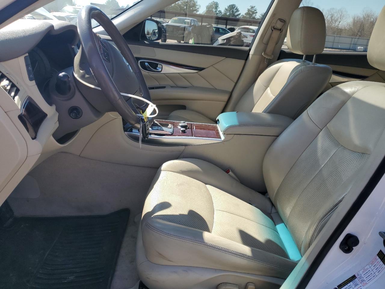 2015 INFINITI Q70L 3.7 - Image 7