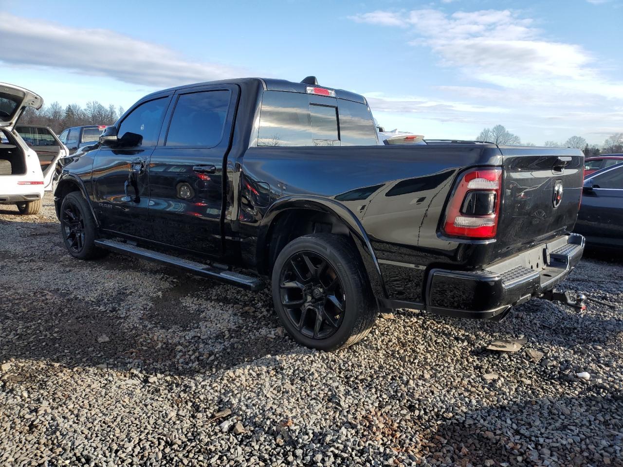 2019 RAM 1500 LARAM - Фото 2