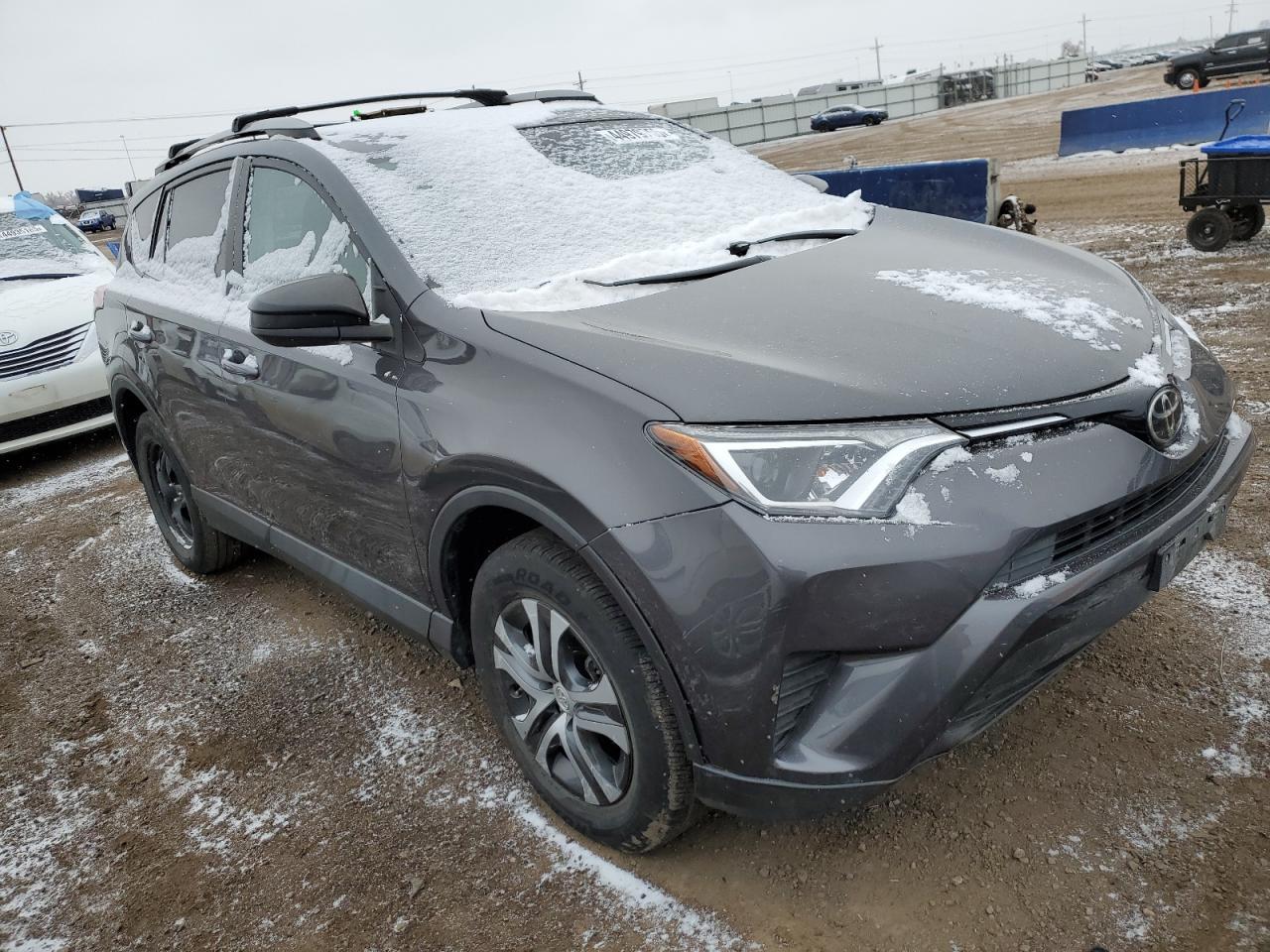 2017 TOYOTA RAV4 LE - Image 4
