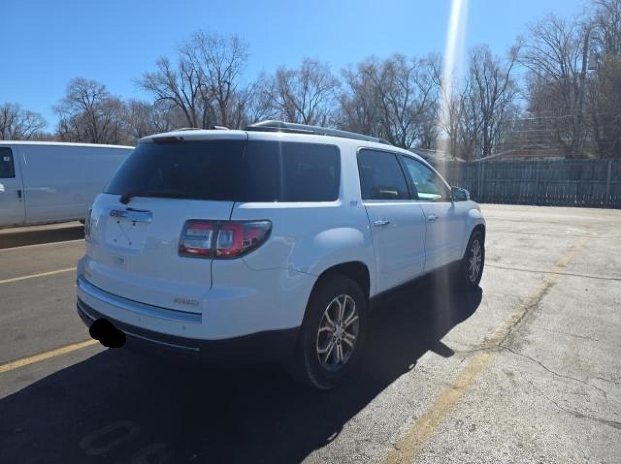 2016 GMC ACADIA SLT - Image 4