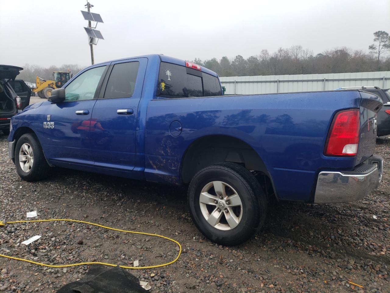 2015 RAM 1500 SLT - Фото 2