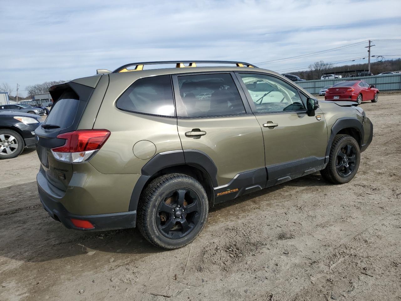 2022 SUBARU FORESTER W - Фото 3
