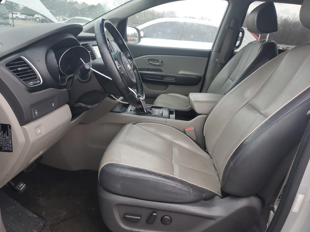 2017 KIA SEDONA LX - Фото 7
