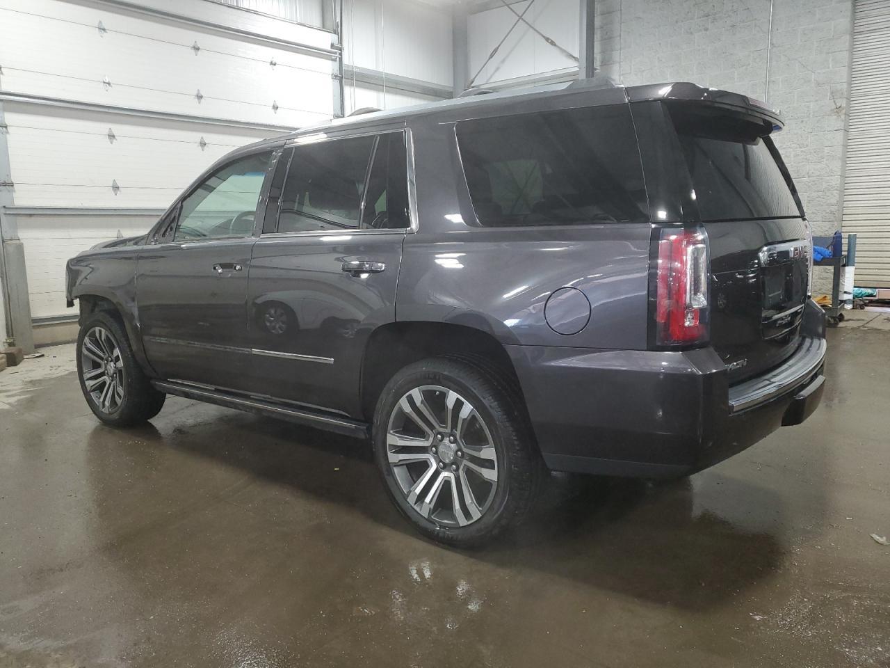 2017 GMC YUKON DENA - Фото 2