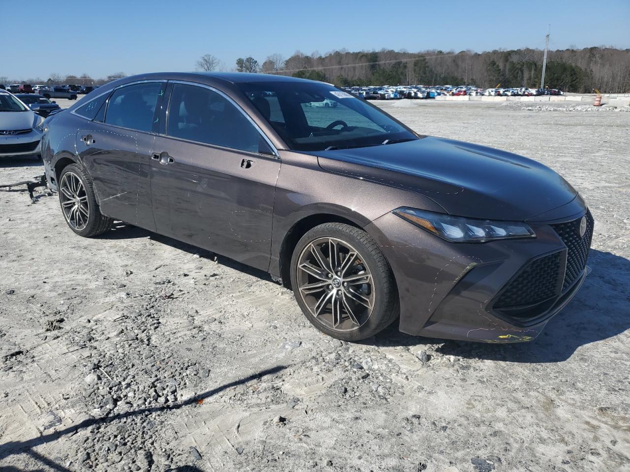 2019 TOYOTA AVALON XLE - Image 4