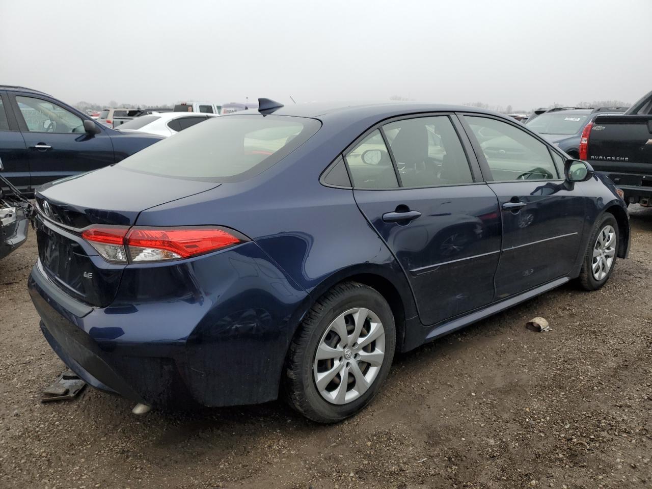 2020 TOYOTA COROLLA LE - Фото 3