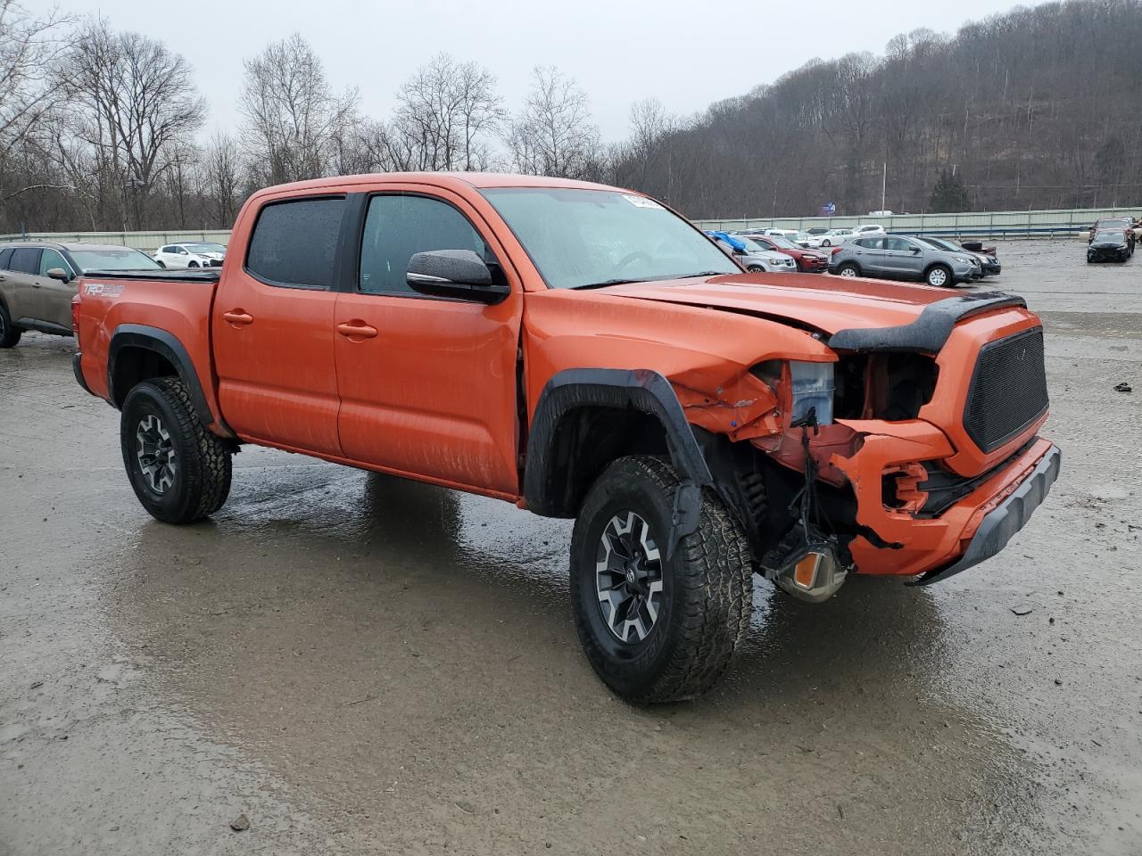 2017 TOYOTA TACOMA DOU - Фото 4