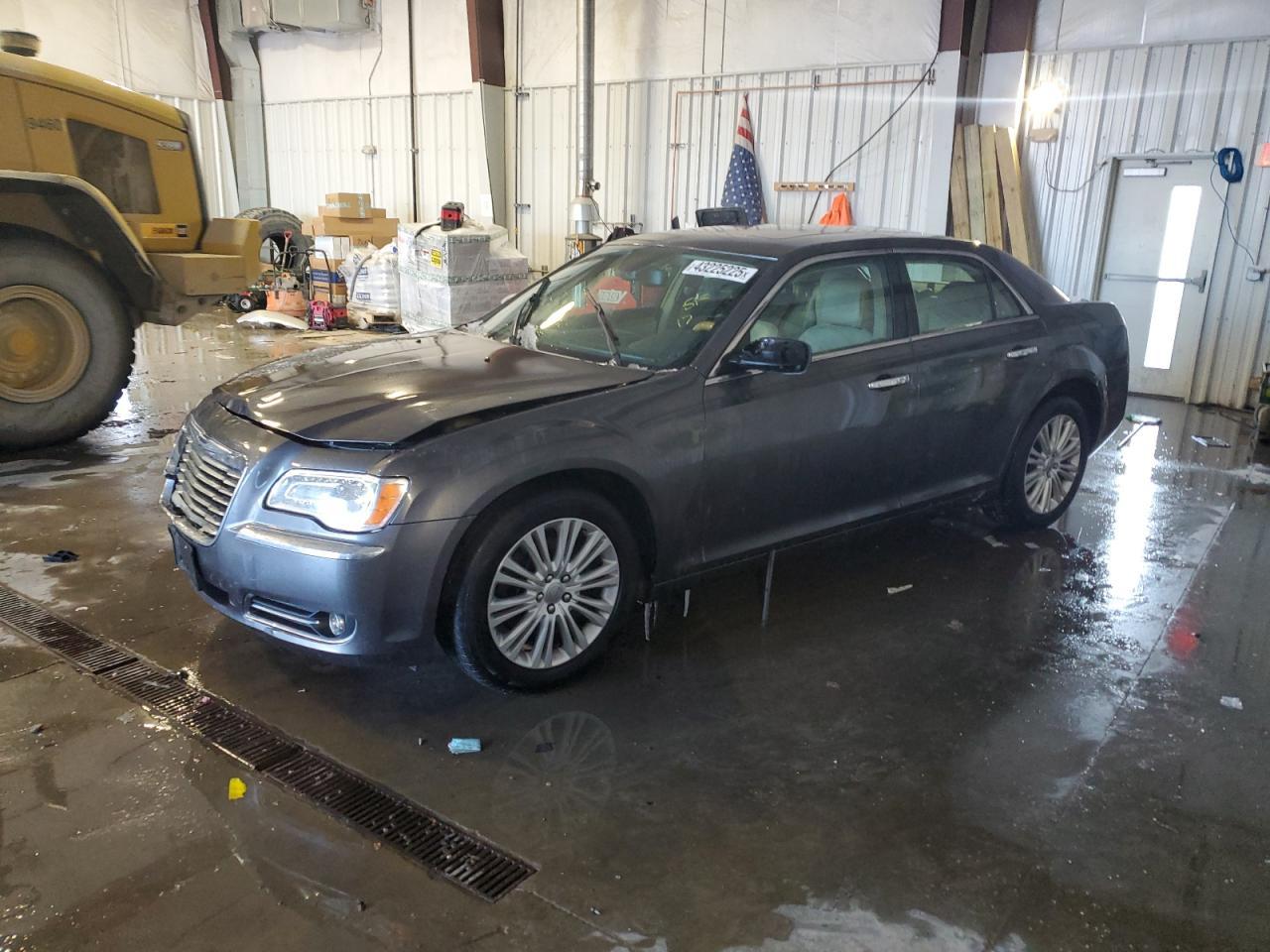 2014 CHRYSLER 300C