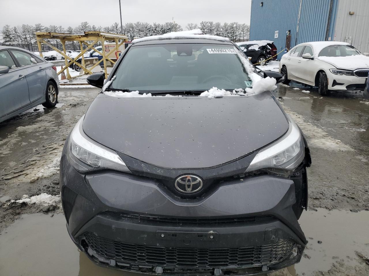 2022 TOYOTA C-HR XLE - Image 5