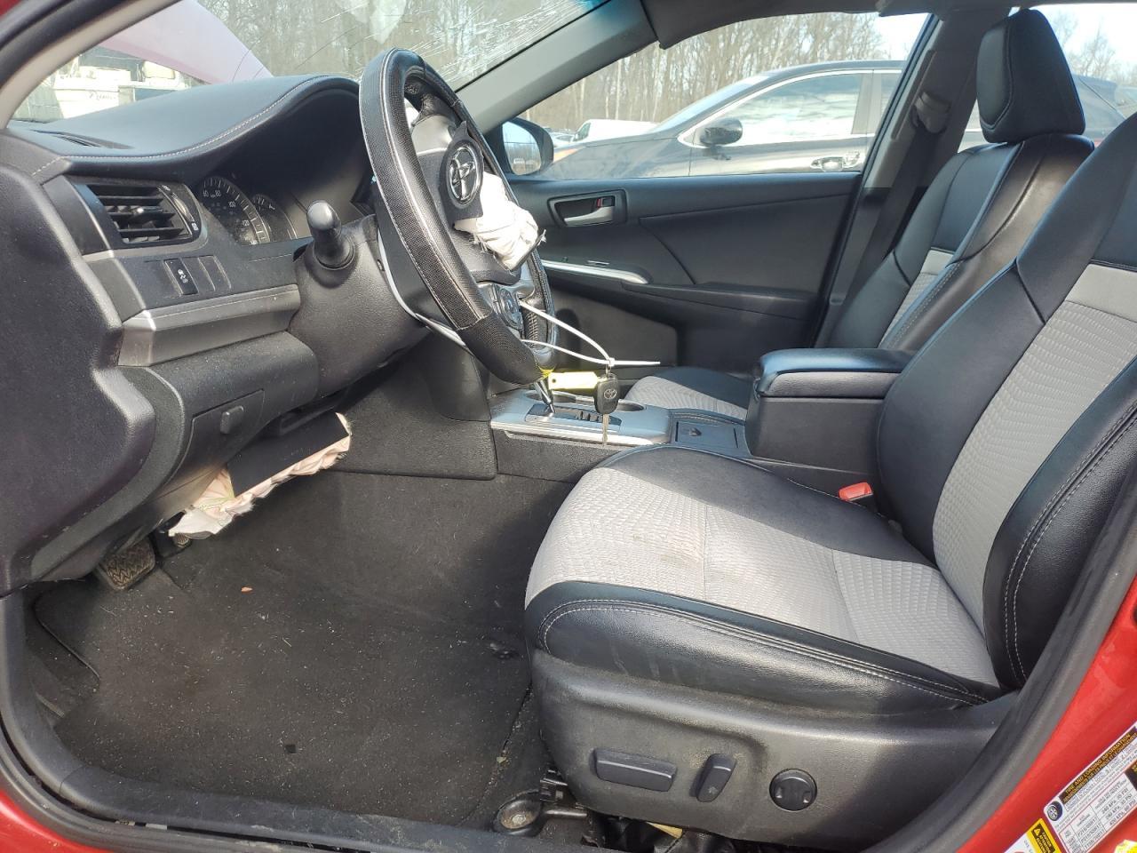 2014 TOYOTA CAMRY L - Фото 7