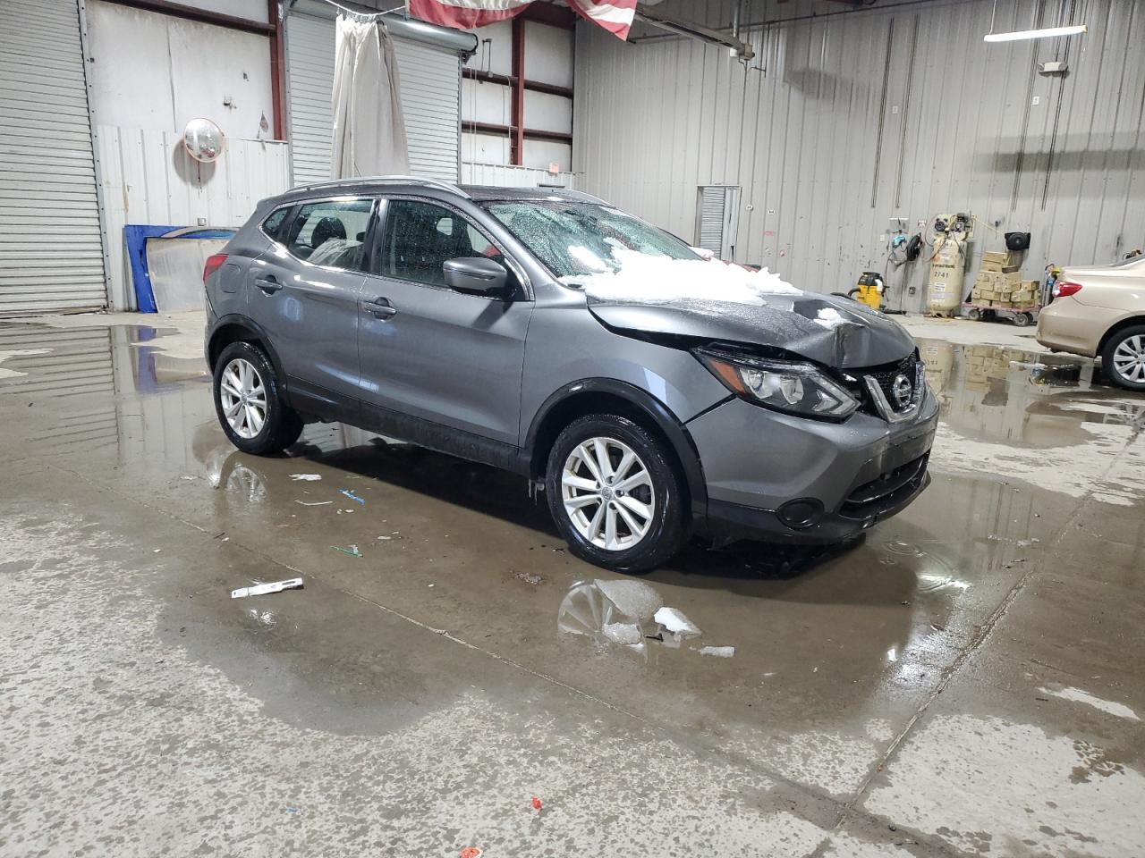 2017 NISSAN ROGUE SPOR - Image 4