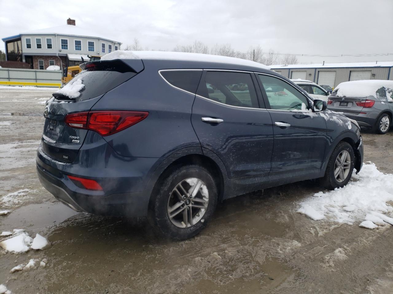 2017 HYUNDAI SANTA FE S - Image 3
