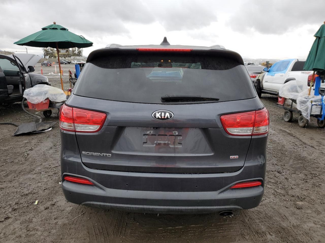 2016 KIA SORENTO LX - Image 6