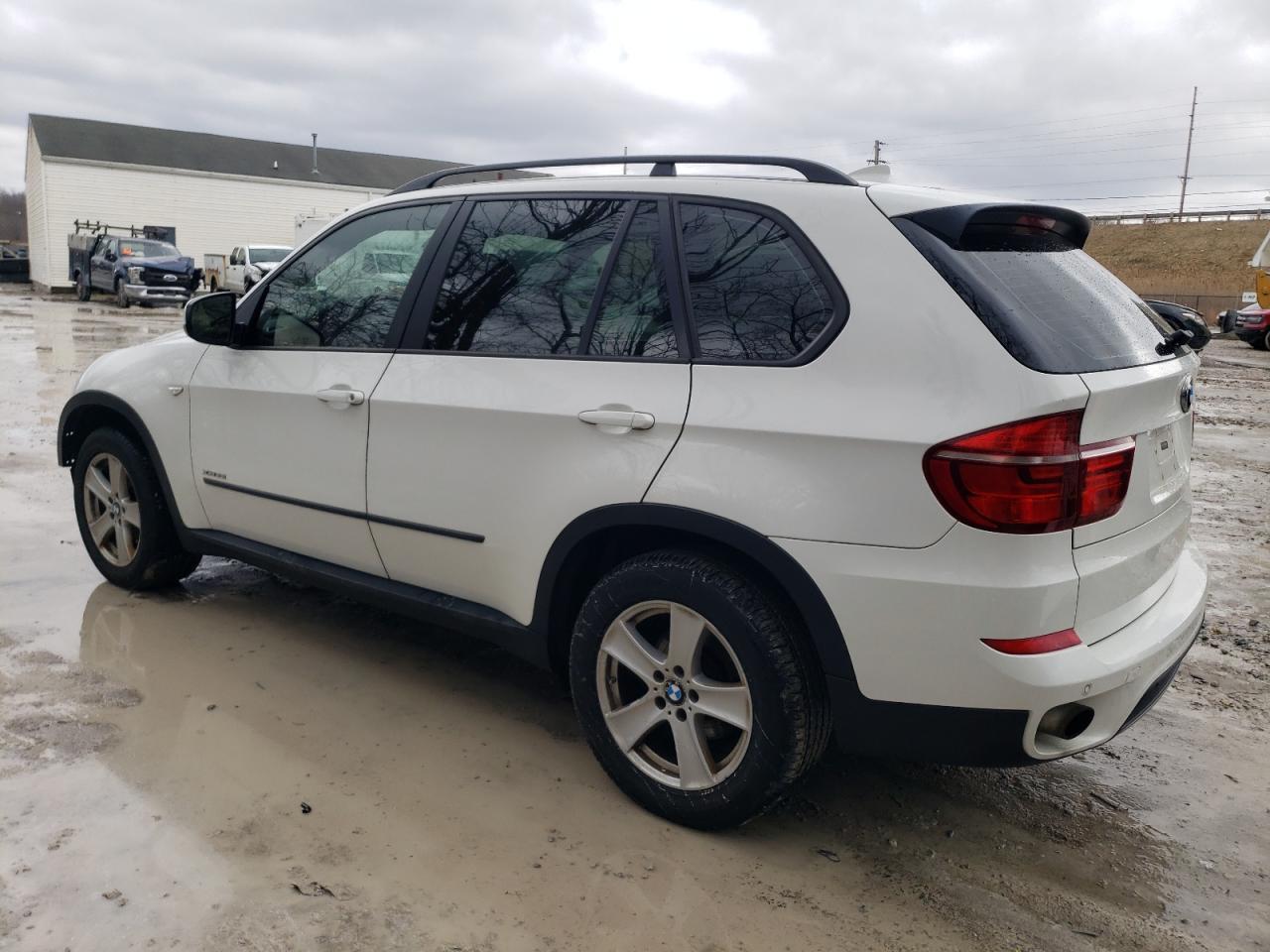 2012 BMW X5 XDRIVE3 - Image 2