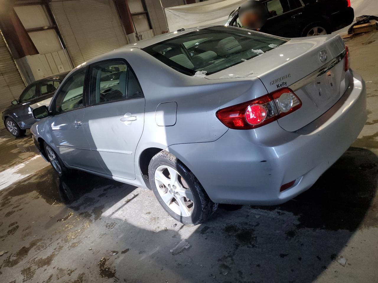 2013 TOYOTA COROLLA BA - Фото 2