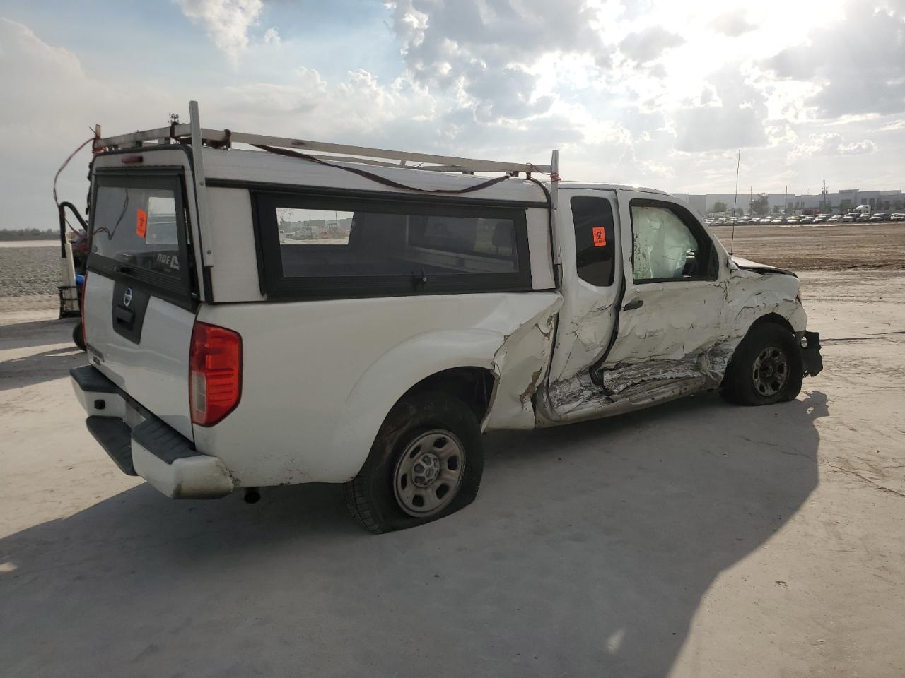 2019 NISSAN FRONTIER S - Фото 3