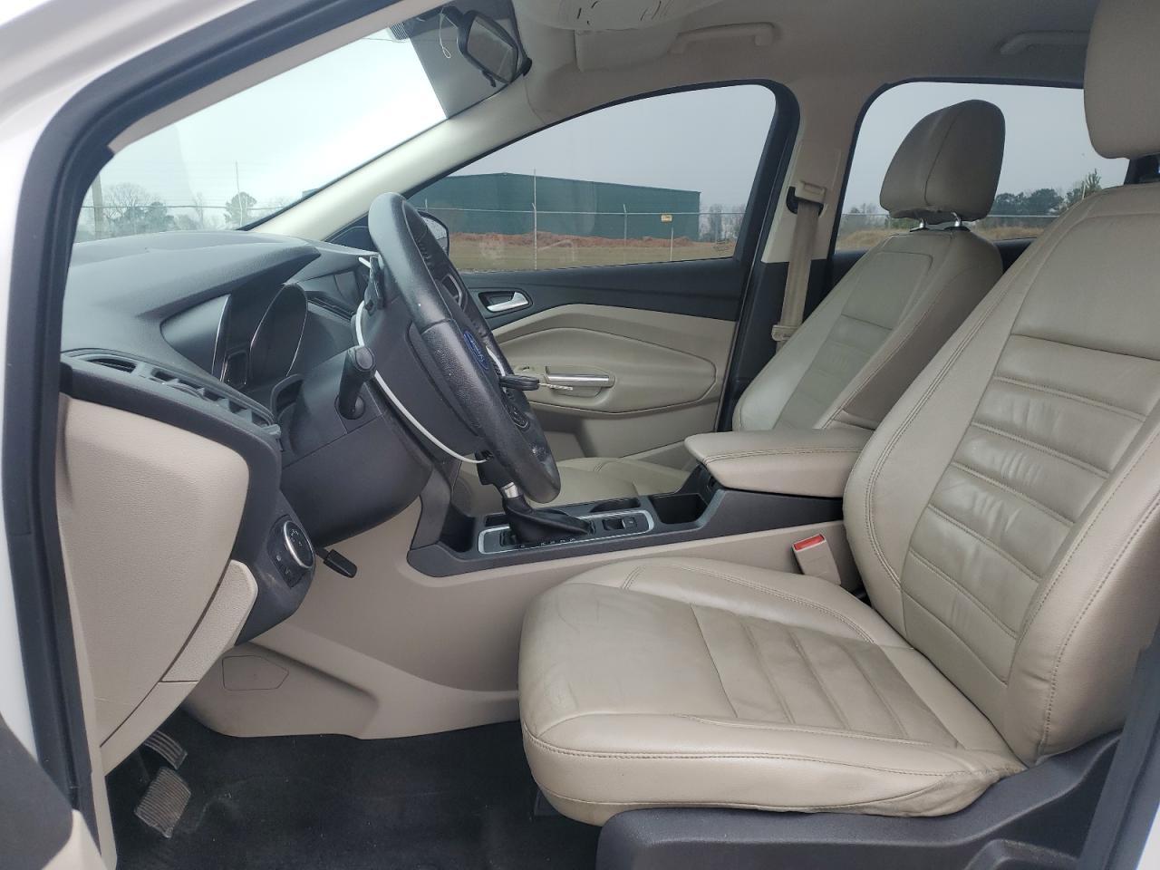 2017 FORD ESCAPE SE - Фото 7