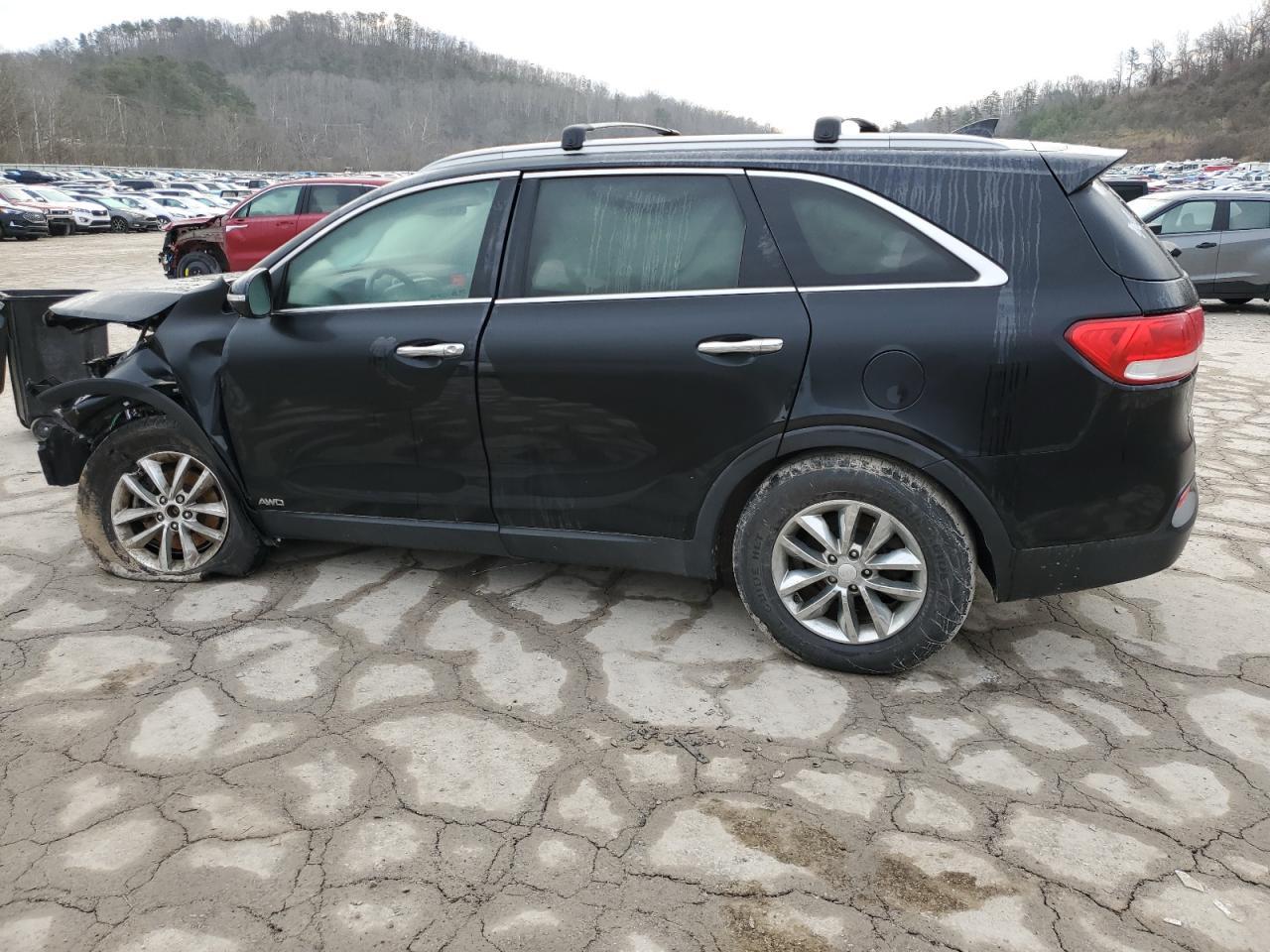 2016 KIA SORENTO LX - Фото 2