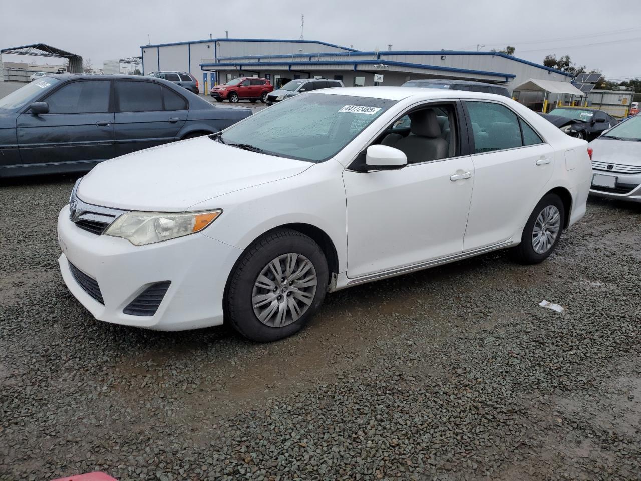 2014 TOYOTA CAMRY L car image