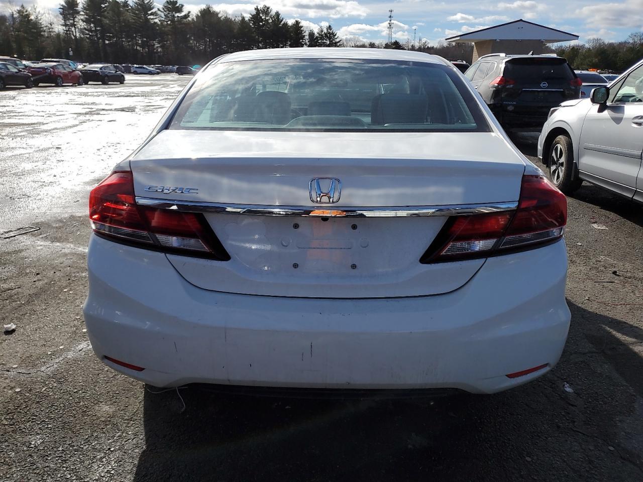 2015 HONDA CIVIC LX - Фото 6