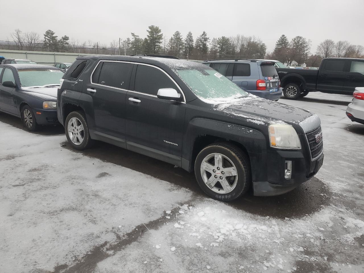 2012 GMC TERRAIN SL - Image 4