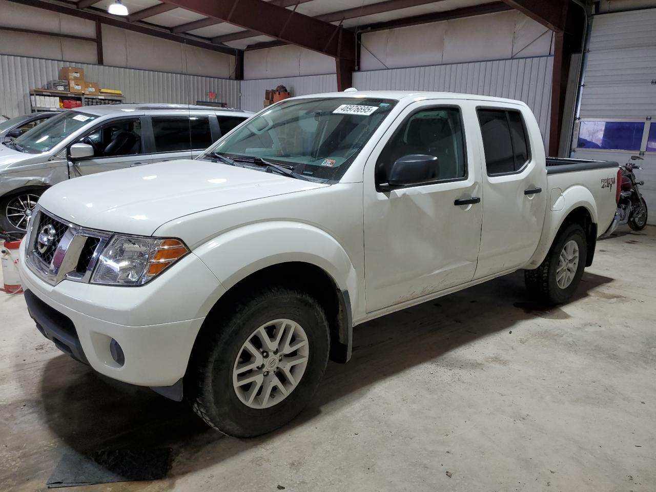 2017 NISSAN FRONTIER S