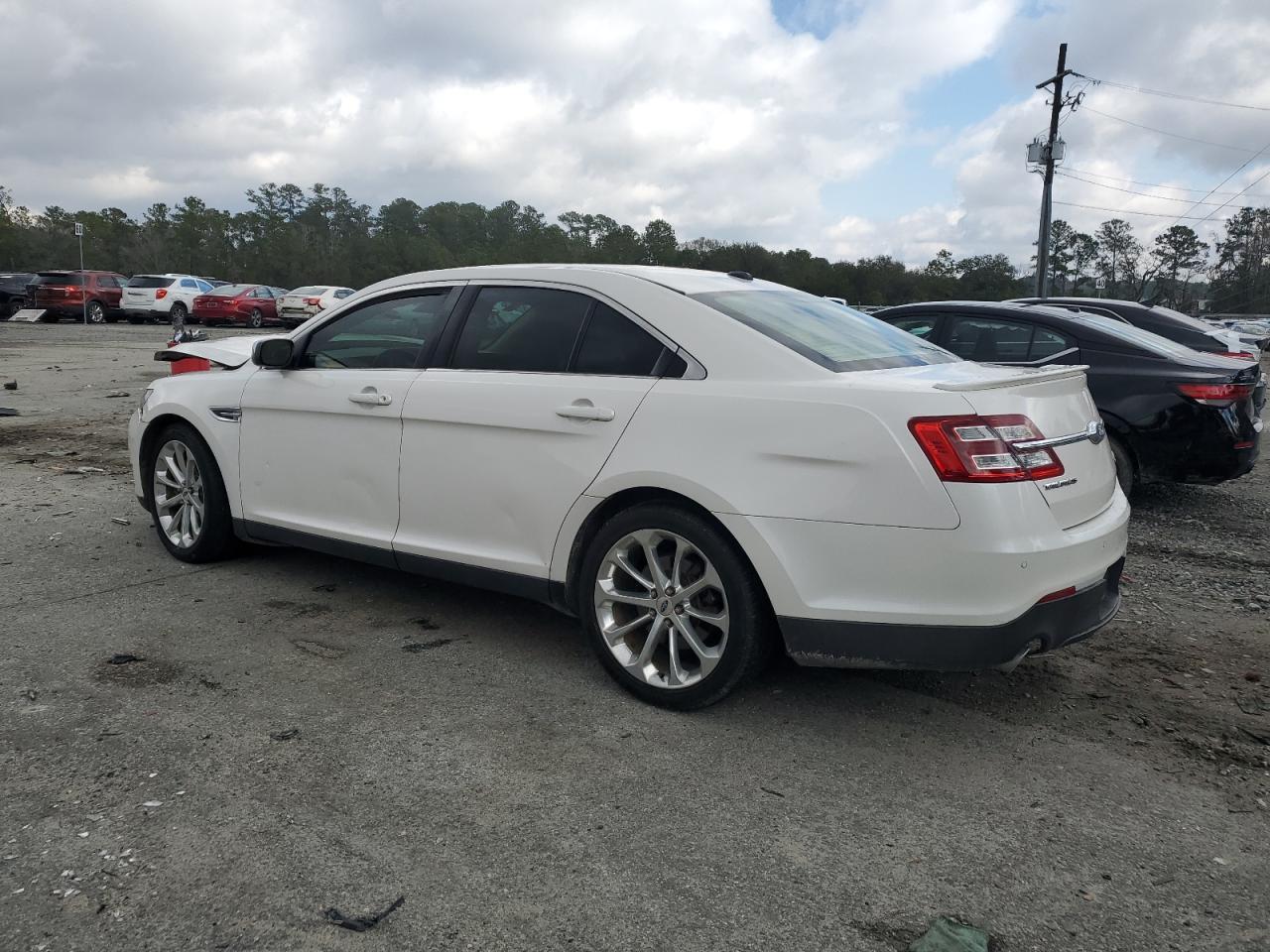 2018 FORD TAURUS LIM - Image 2