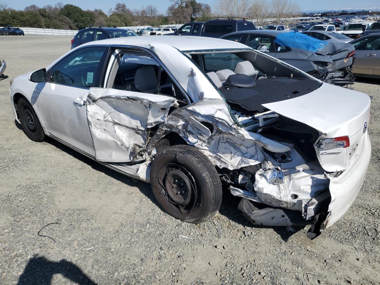 2014 TOYOTA CAMRY L - Image 2